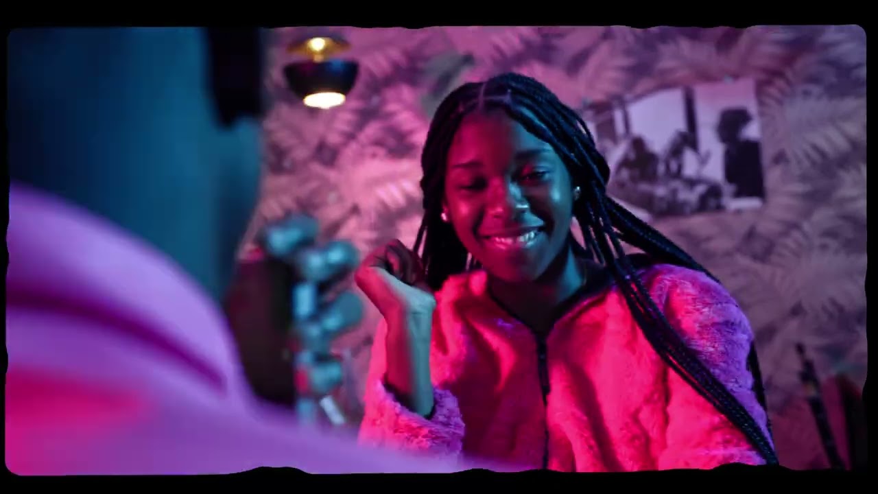 Panawaraboy - Bizarre ( Clip Officiel 8K ) by SM!LE