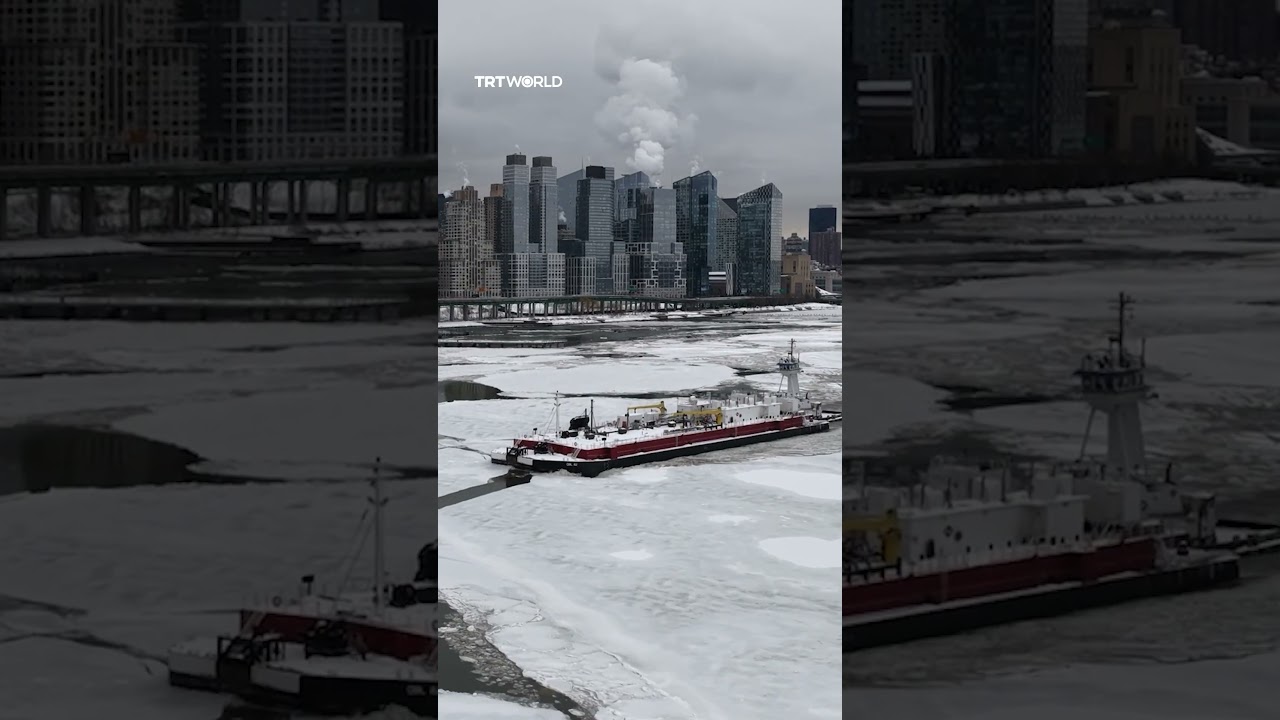 New York's Hudson River partly freezes during winter storm