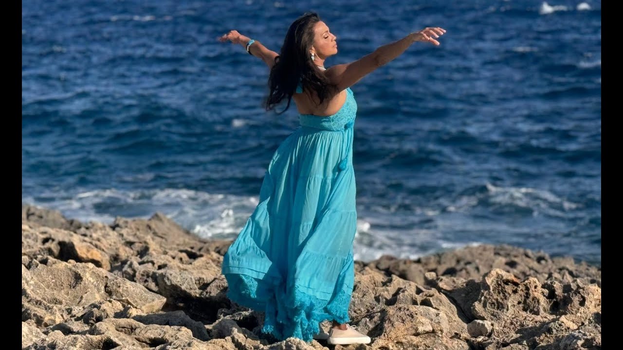 UMA NOTA - Toda a M&uacute;sica - (Video Ufficiale)