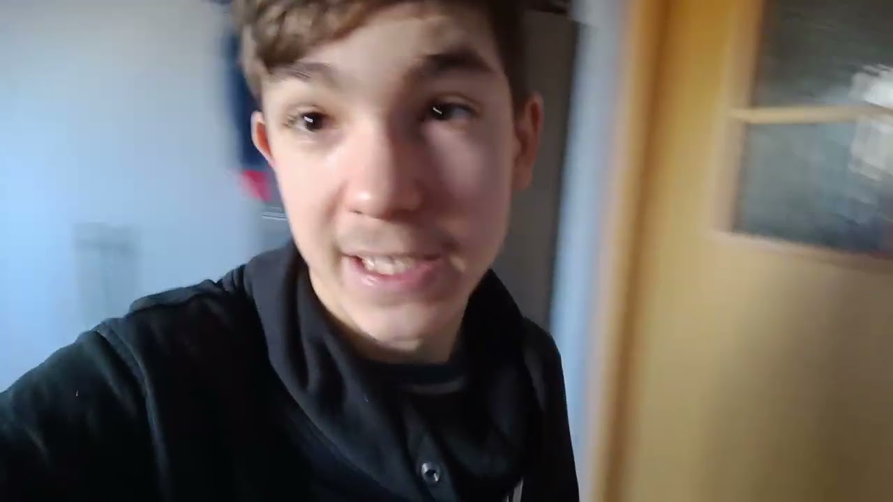 przątamy pokój jak wygląda teraz ling do discord https://discord.gg/n5VWffkz