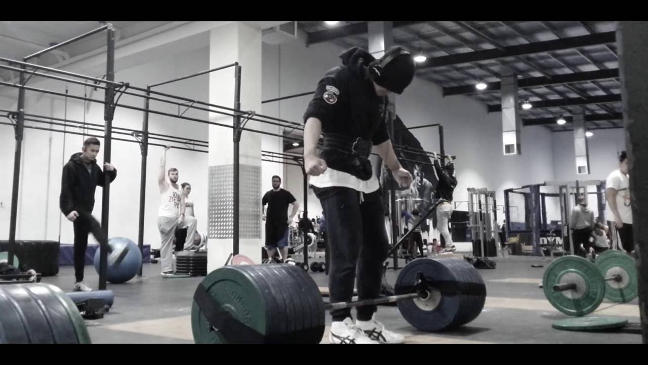 305kg / 674lbs DEADLIFT @ 82.5kg PB (Kbooey)