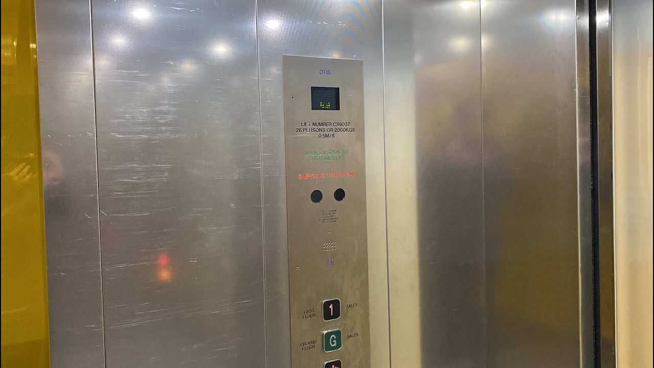 Nice UK Lift Mod OTIS Lifts at M&S in Bluewater SC, Greenhithe