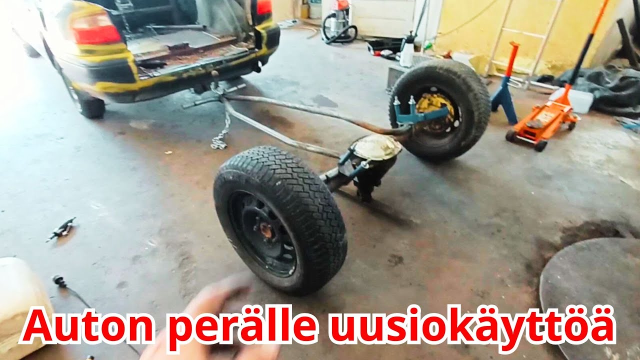 Mättäät lentää ja heinä kaatuu - Niittokone auton perään