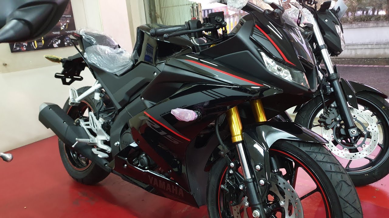 YAMAHA R15 2019 | Hitam Elegan !!