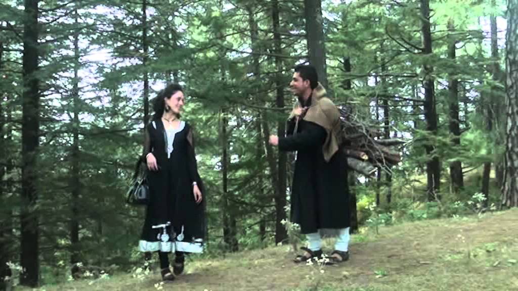 Kamli bani gai Hema- The Great Mujra