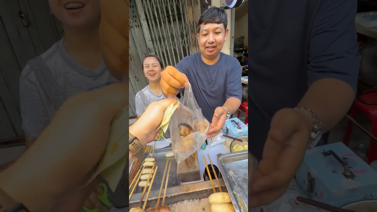 POV: you're hungry at 6am in Thailand
