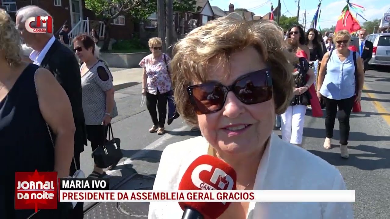 N. Senhora da LuzGrandiosa festa na Igreja de Saint Matthew em Toronto