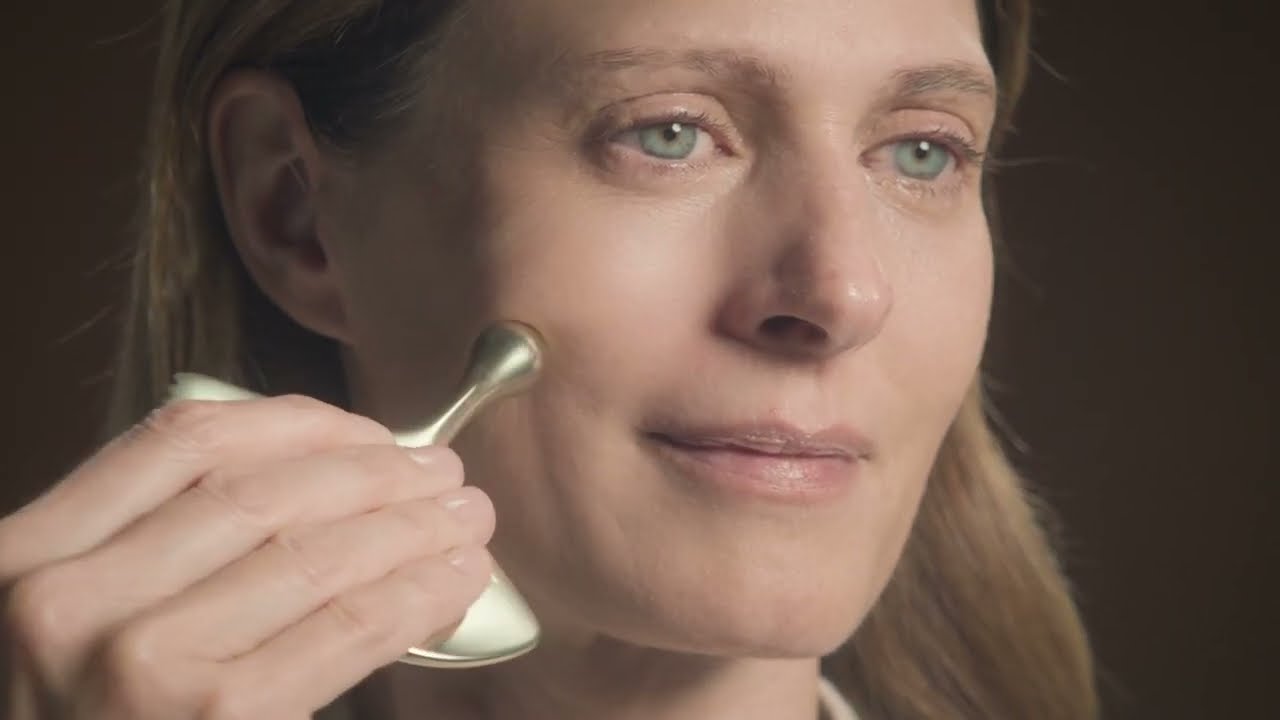 Sisley Paris // Le Gua Sha Anti-Aging Massage Ritual Evening