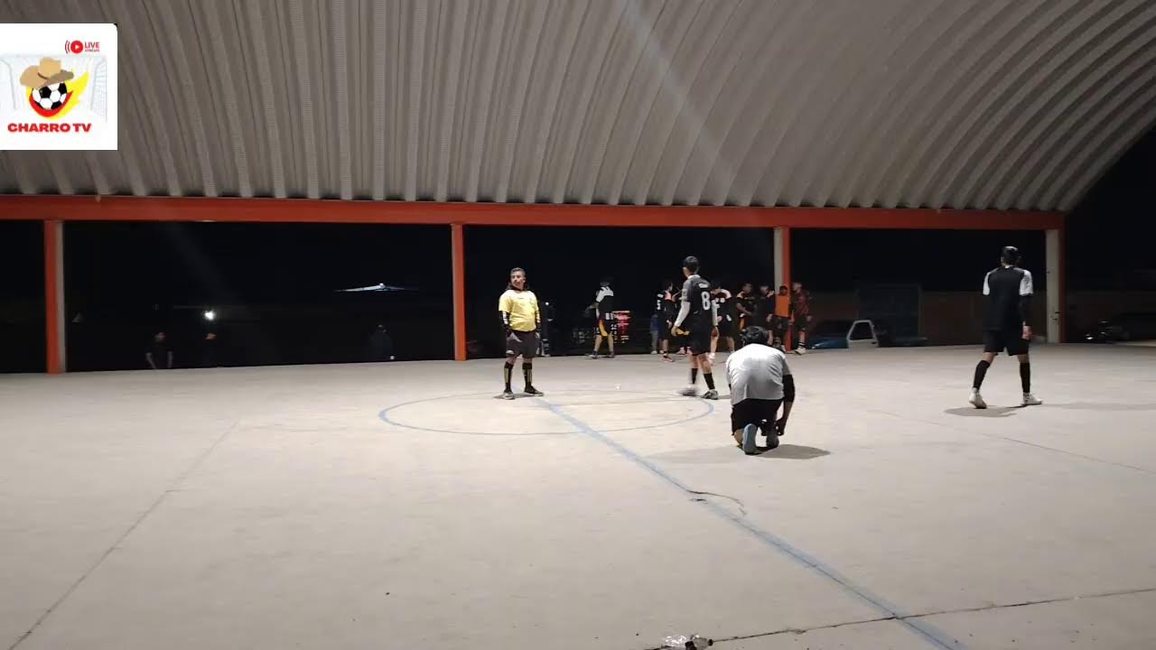 #EnVivo desde SAN VICENTE Y ALTO, QRO.
FÚTBOL 5 ⚽ 🧨 
SAN VICENTE EL ALTO
APOYA EL DEPORTE