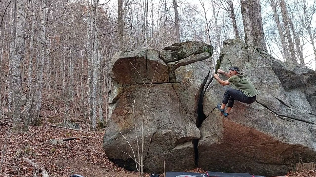The Split V4 -Weaver Knob Boulders