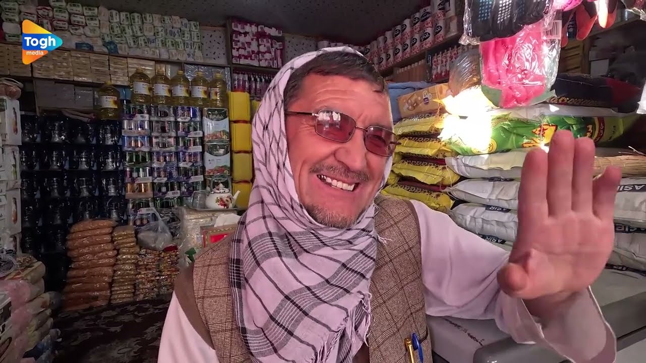 بازار غجور| کارگران سر چوک| جاغوری| افغانستان| Afghanistan