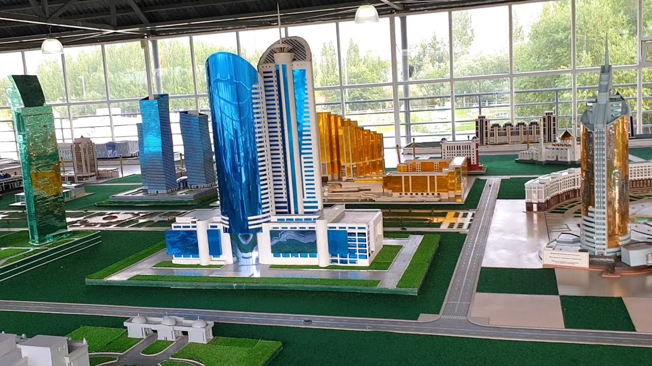 Автокруиз Москва-Астана-Москва. День 9. Астана. Центральный парк отдыха. Музей 