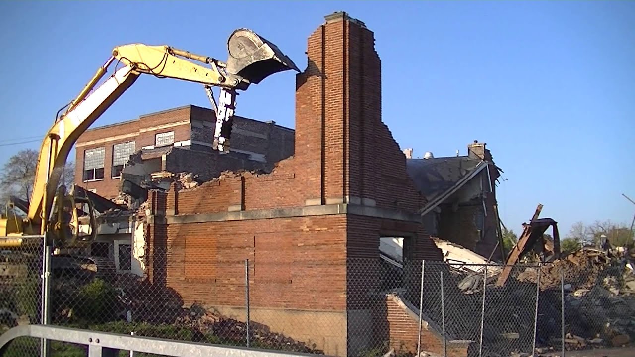 Shelby High School Auditorium demolition, October 18, 2013