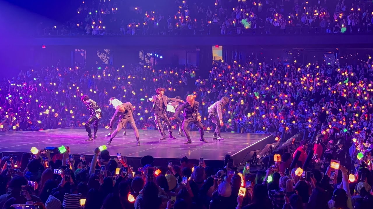 NCT DREAM - GLITCH MODE (PART 1) w/ INTRO | THE DREAM SHOW2: IN A DREAM (4K LIVE FANCAM) 04.07.2023