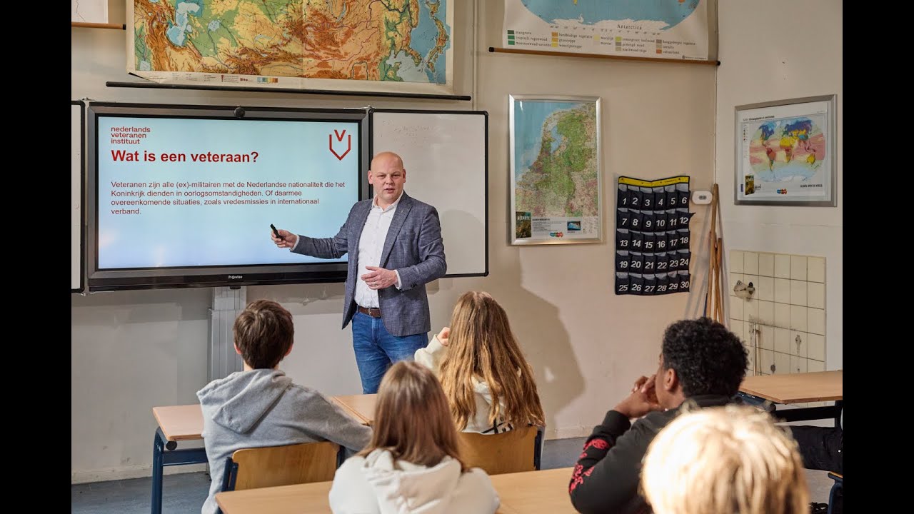 Veteraan in de Klas / Ons verhaal is meer dan een missie