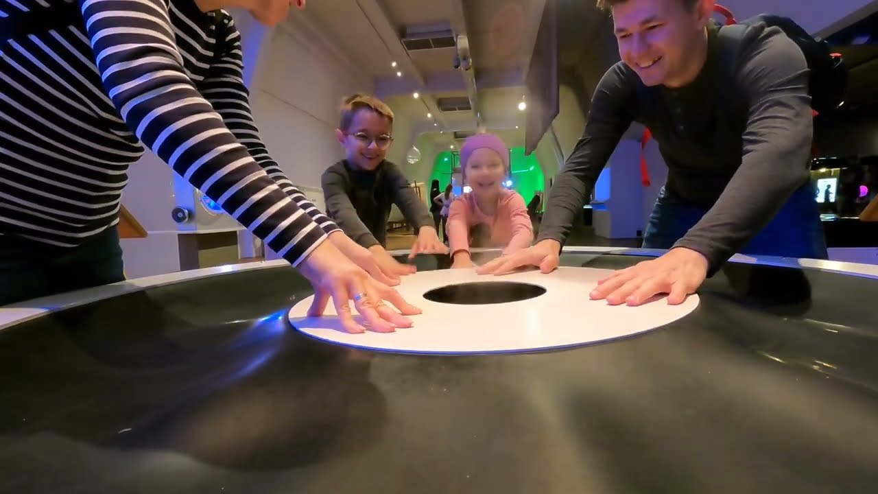 London with Kids - Science museum (Wonderlab & Turn It Up)