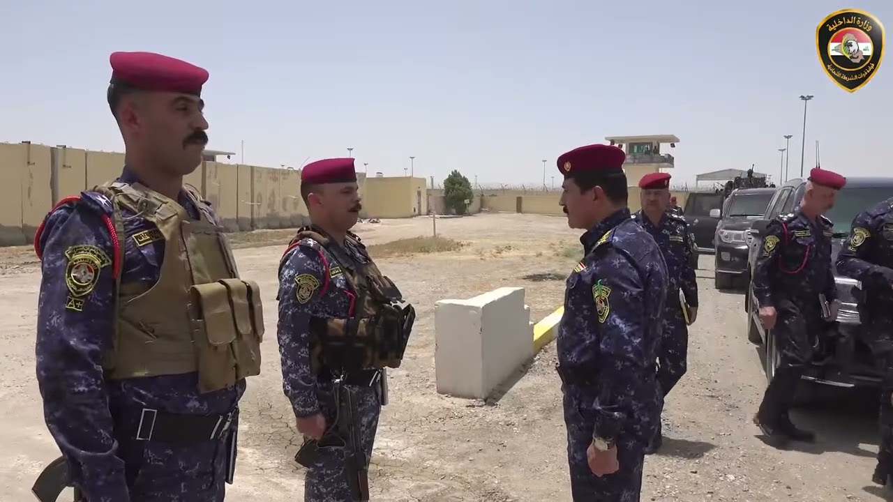 جانب من زيارة السيد قائد قوات الشرطة الاتحادية الى اللواء الرابع عشر وآمرية حماية السجون
