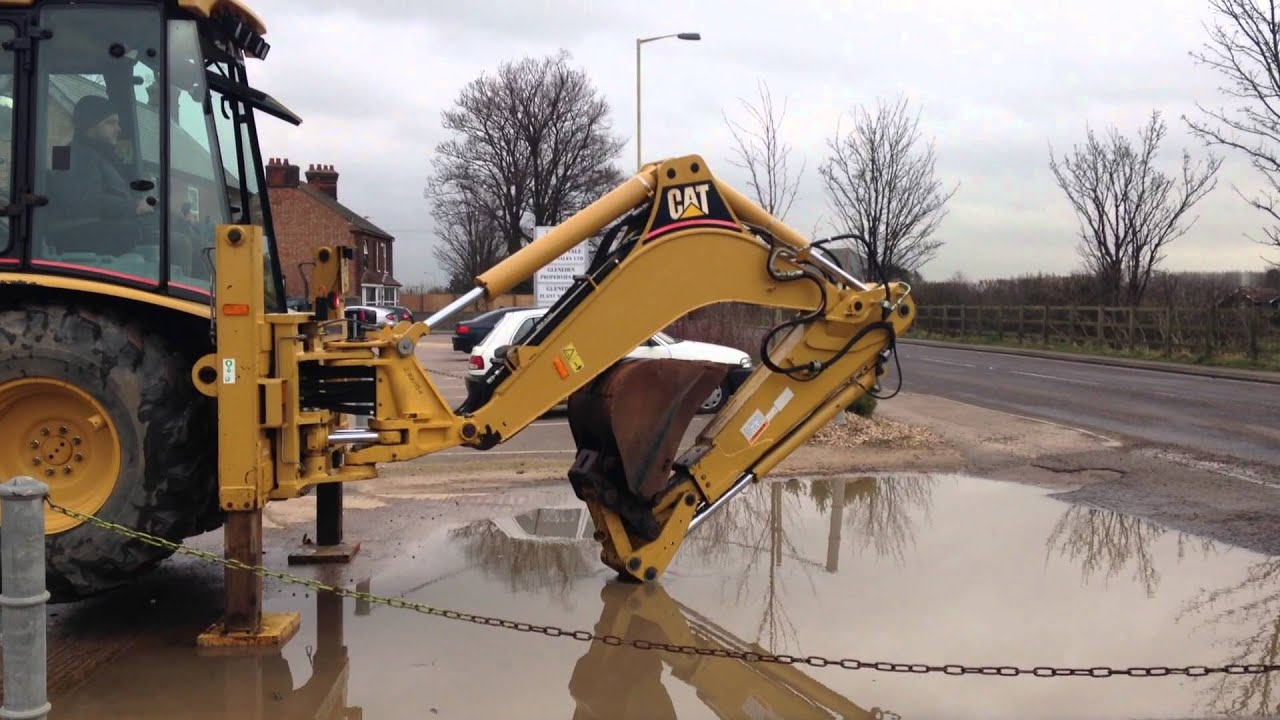 05 Caterpillar 432D Premier