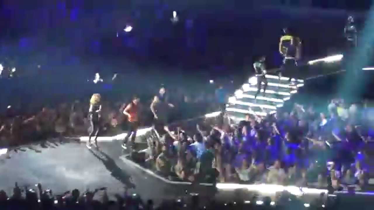 Madonna - Celebration (Audio silenciado)