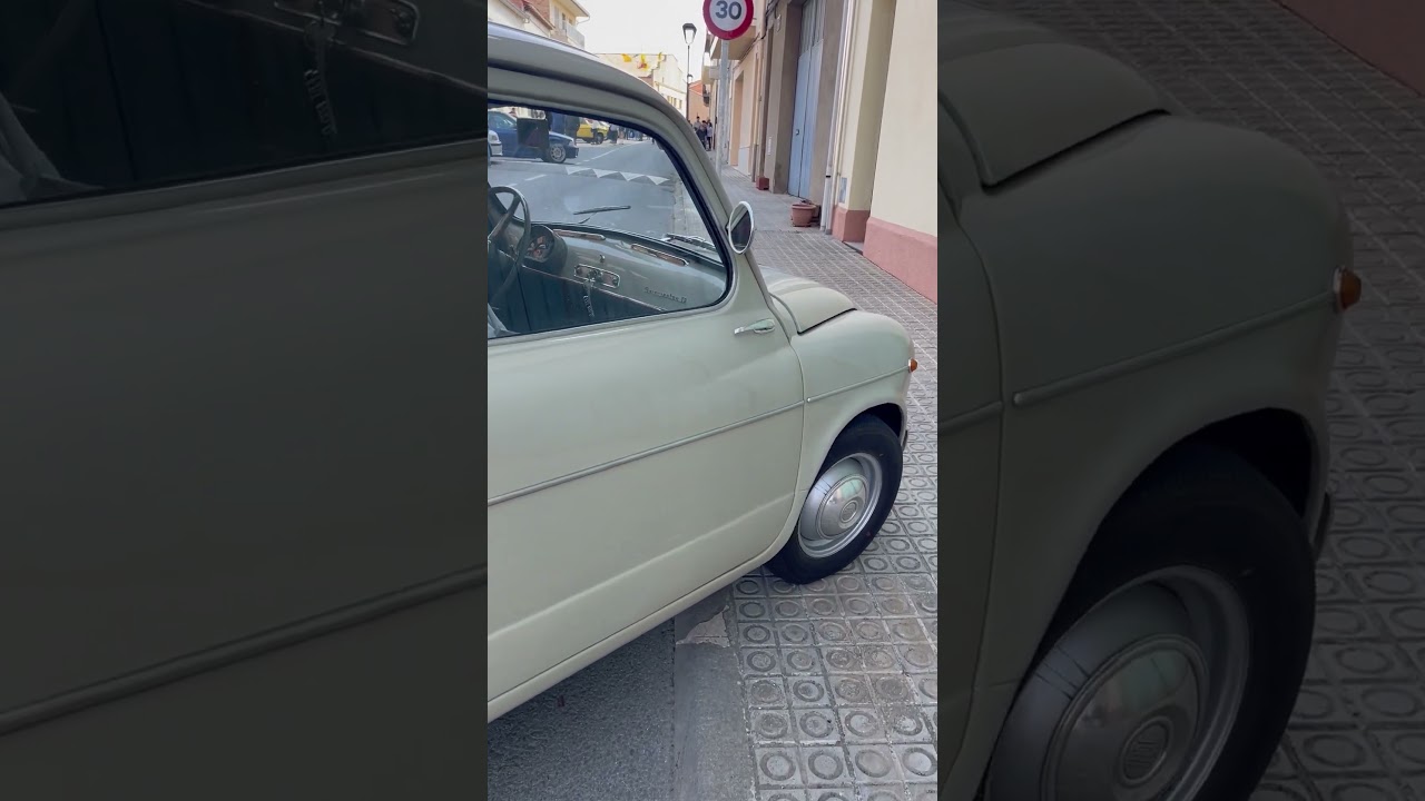 Auto cl&aacute;sico SEAT 600 D #autosclasicos #seat600d