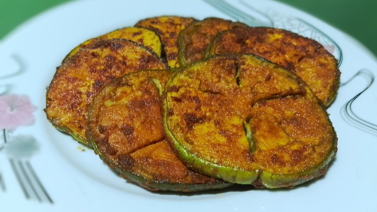 তেল ছাড়া সুস্বাদু বেগুন ভাজি এই ভাবে তৈরি করলে আপনার প্রশংসা করতে বাধ্য জে খাবে সেই। ফ্রাই রেসিপি 