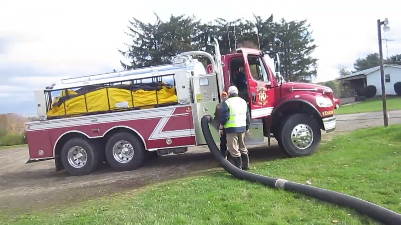 Vacuum Tanker Loads from a Dry Fire Hydrant - Kiantone Tanker 361 (2700 gal)