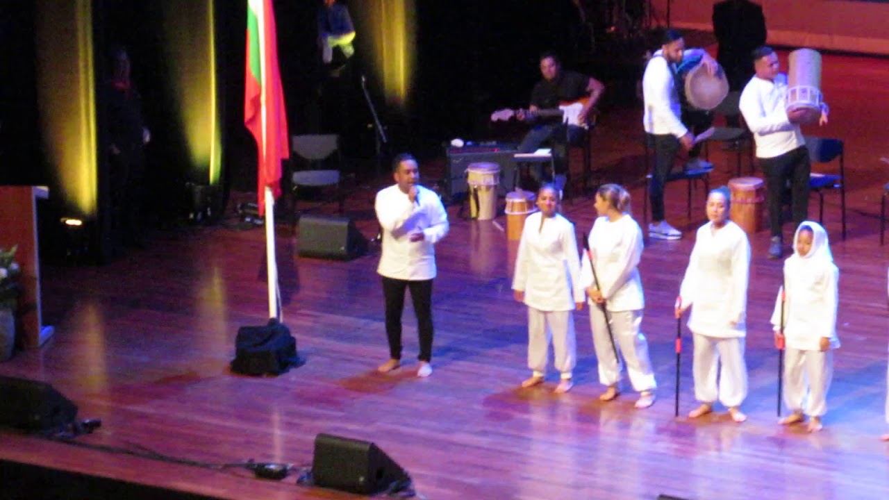 Tifa Totobuang Groep Kawan Kawan 25-04-2019 hari RMS (Maluku). Lagu Toma Hasa Nusa en Gandong é