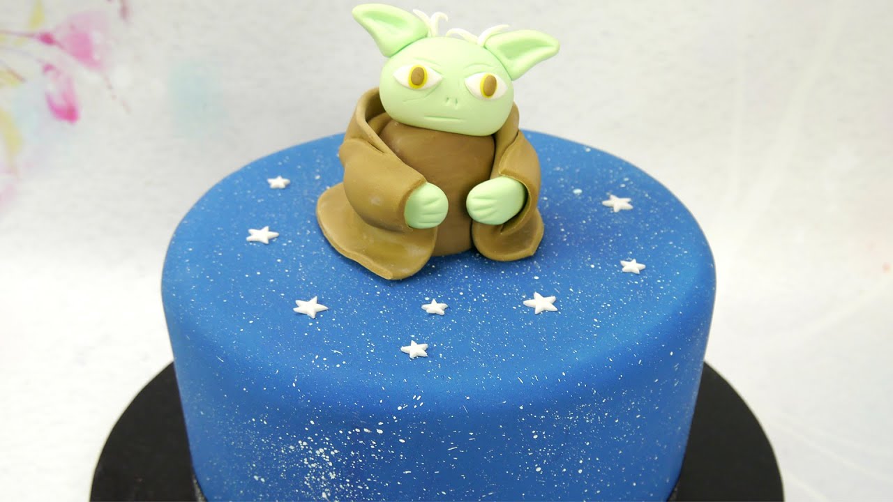 Quick & Easy Star Wars Yoda Cake Topper