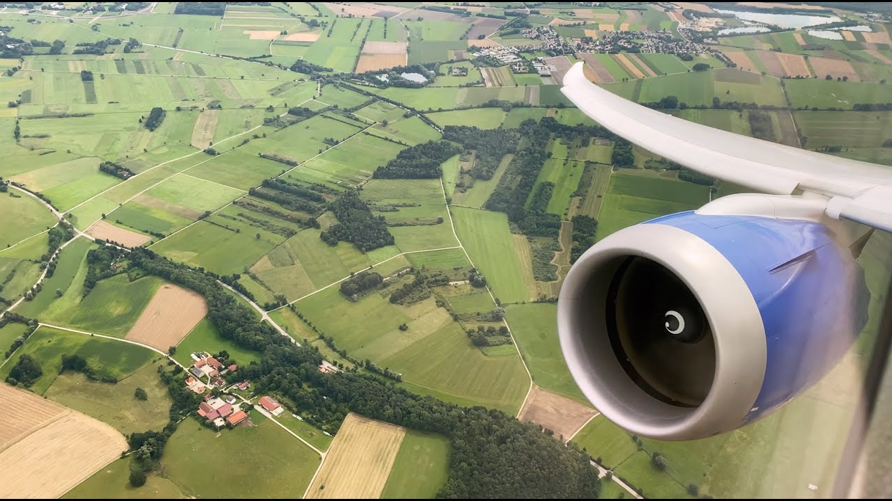 787-9 Long & Heavy Takeoff in Munich for 11 hour flight to SFO!