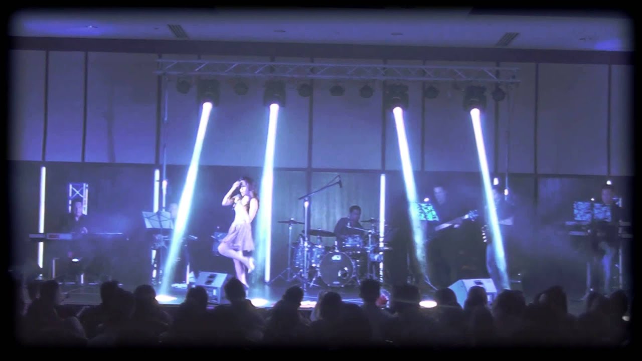 Vì Em Quá Yêu Anh   Mỹ Tâm with The Brothers Band in Dallas