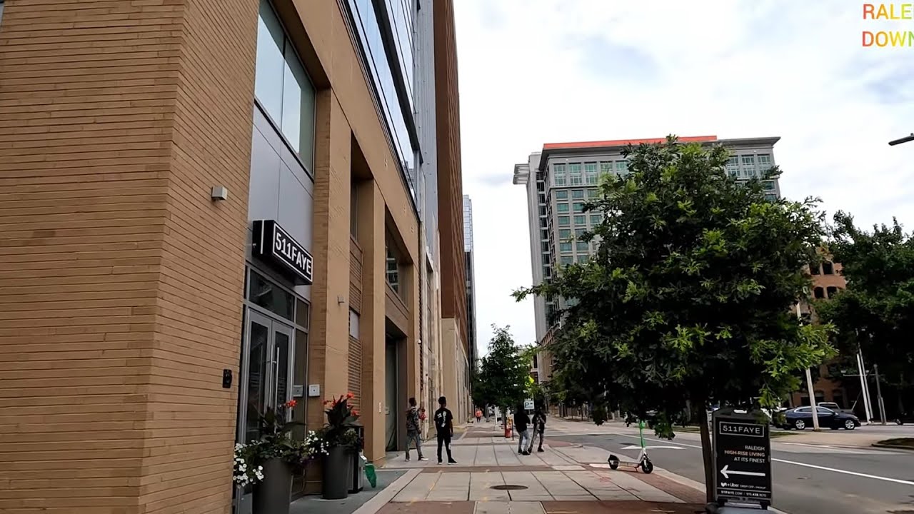 DOWNTOWN RALEIGH 4K TOUR - EXPLORING RALEIGH - STREET FIGHT - 7-2022