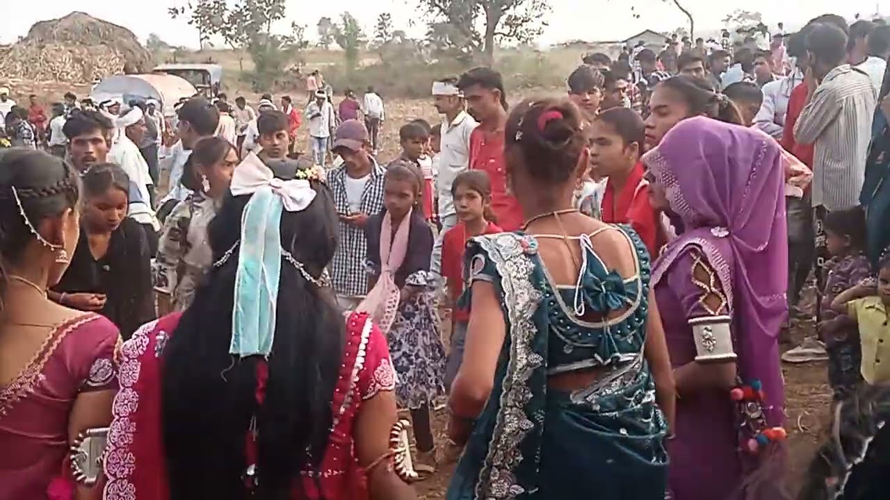 आदिवासी शादी #videoरात्ली बैंड काली कुंडी छन डांस रीति रिवाज शादी#video#viral#trendin#video🙌🎹🎹🎥🎶