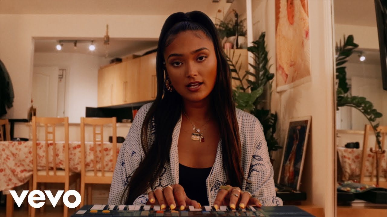 Joy Crookes - Yah / Element (Medley)