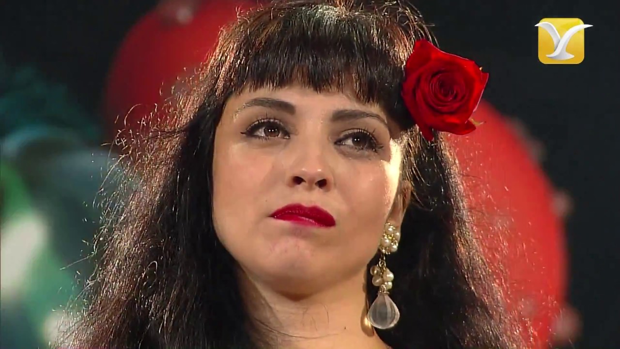 Mon Laferte - Tu Falta De Querer - Festival de Viña del Mar 2017  1080p