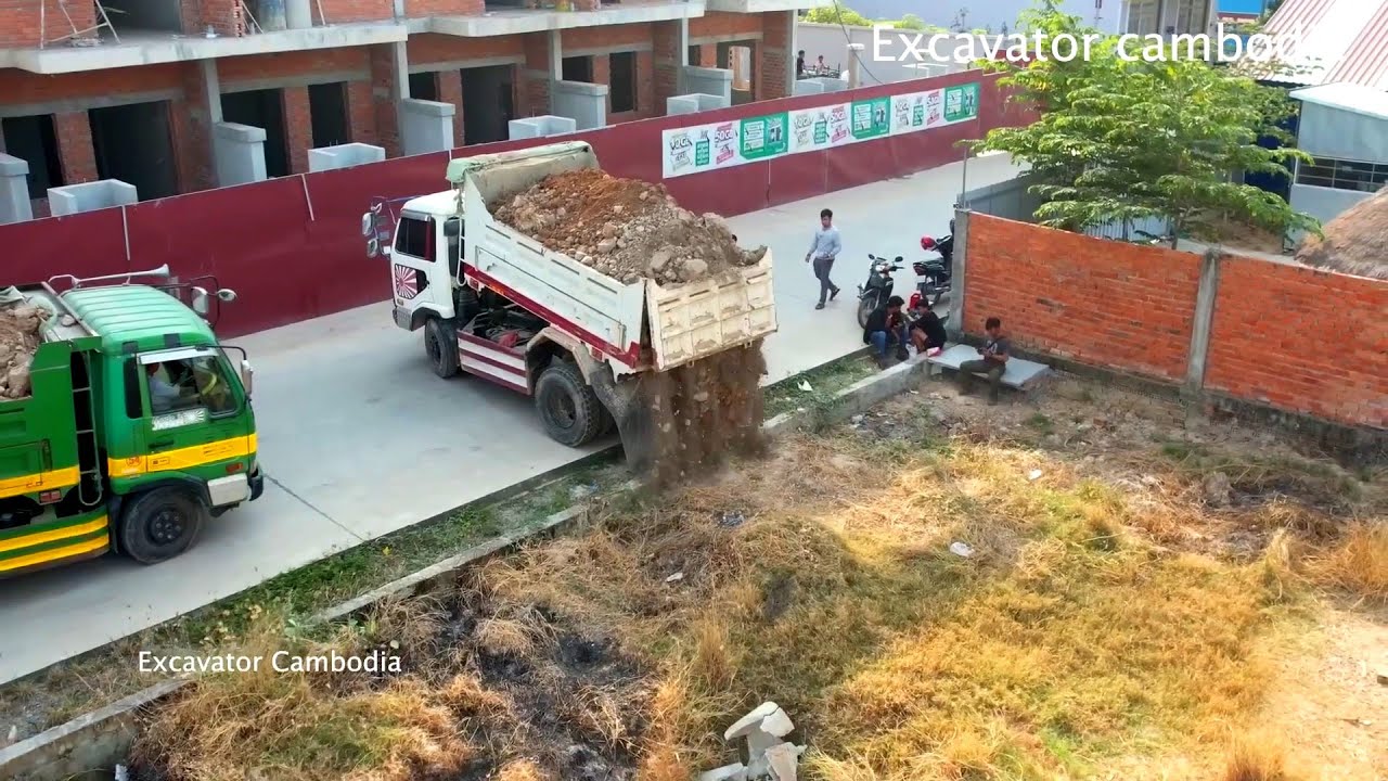 Amazing Best Mini Trucks Unloading Soil And Small Dozer Mitsubishi Pushing Landfill In Fence 40x40m