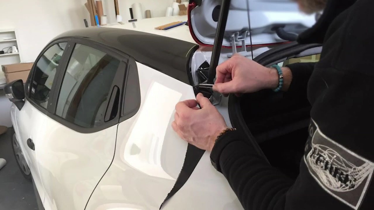 CAMBIO COLORE TETTO SPECCHIETTI SPOILER AUTO CLIO CON VINILE ADESIVO