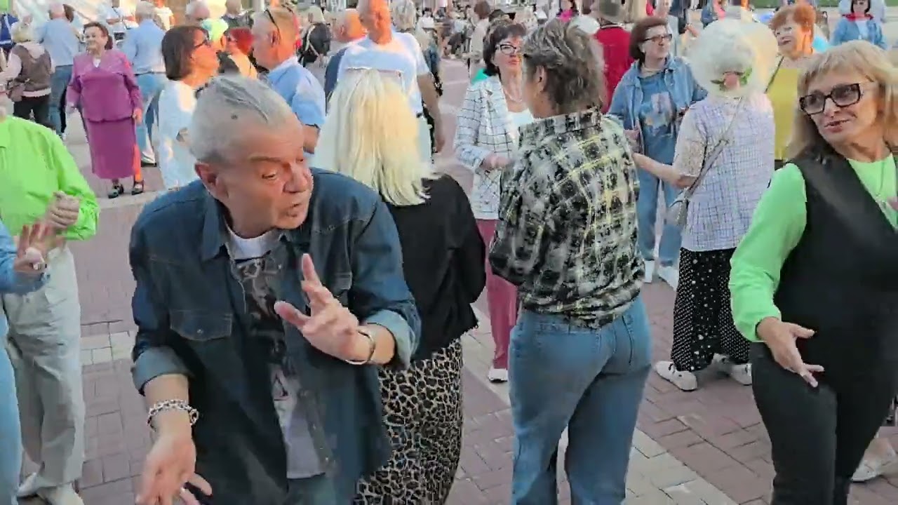 А лето цвета неба... 24.08.25...