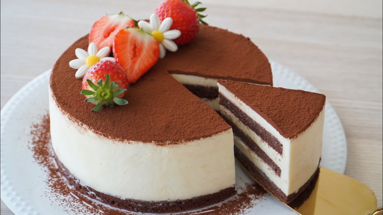 Tiramisu Cake