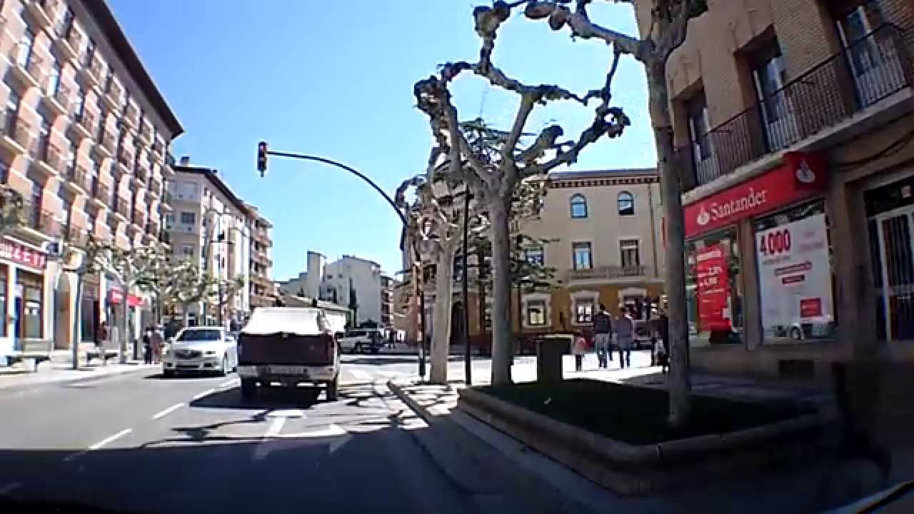 Cruzando Ejea de los Caballeros