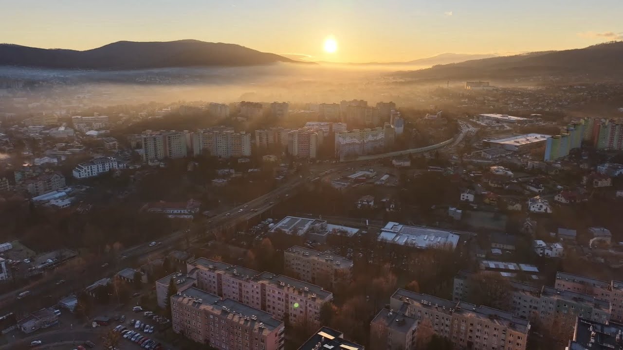 Where the City Meets the Mountains
