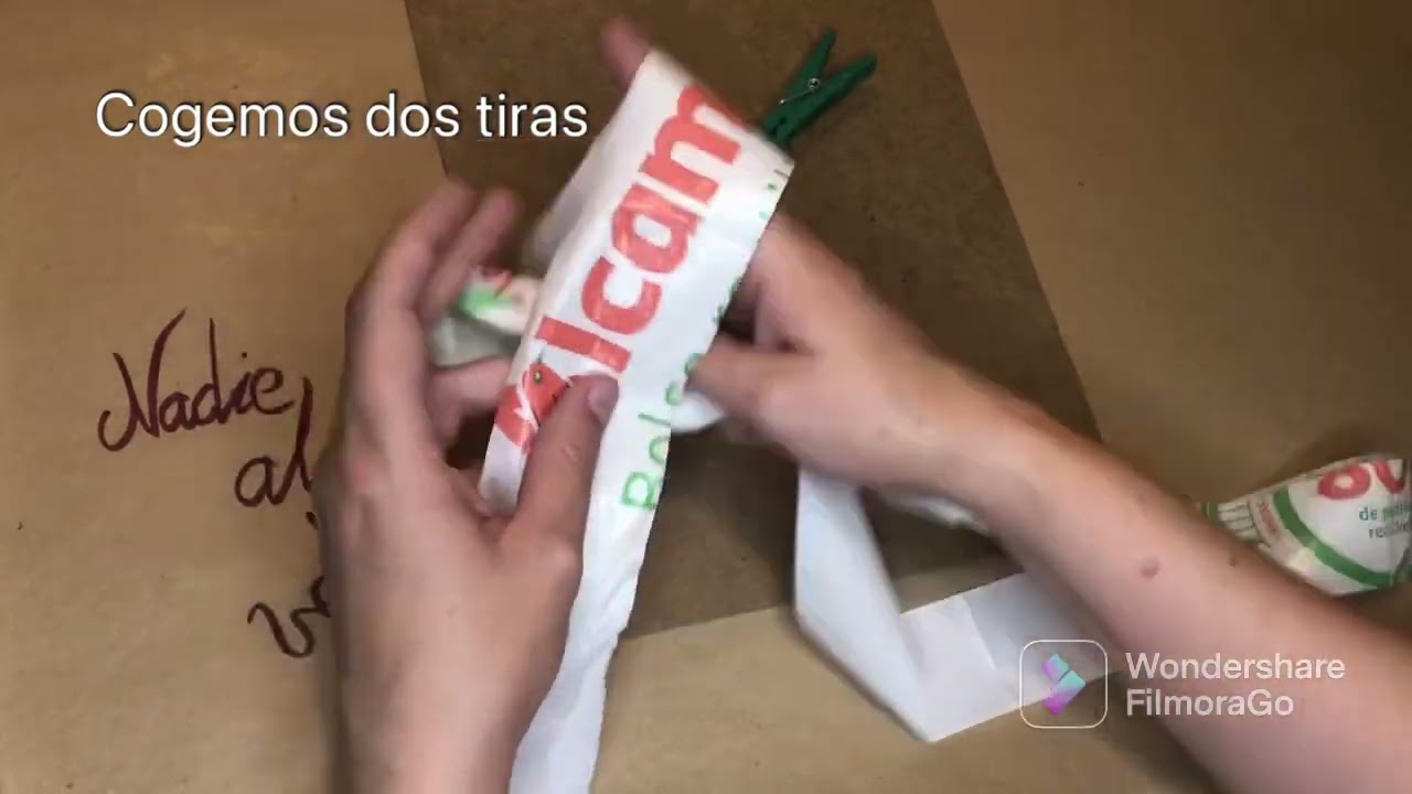 Cuerda con bolsas de plástico recicladas
