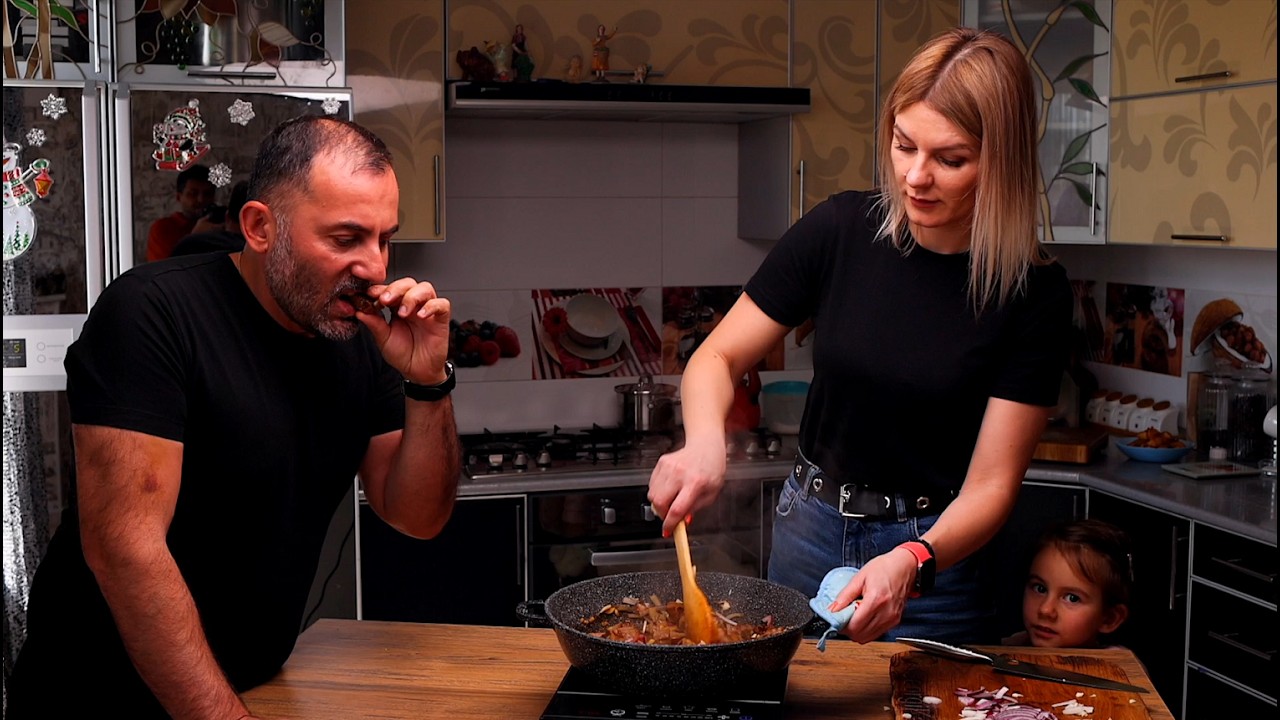 Мясо и картофель.