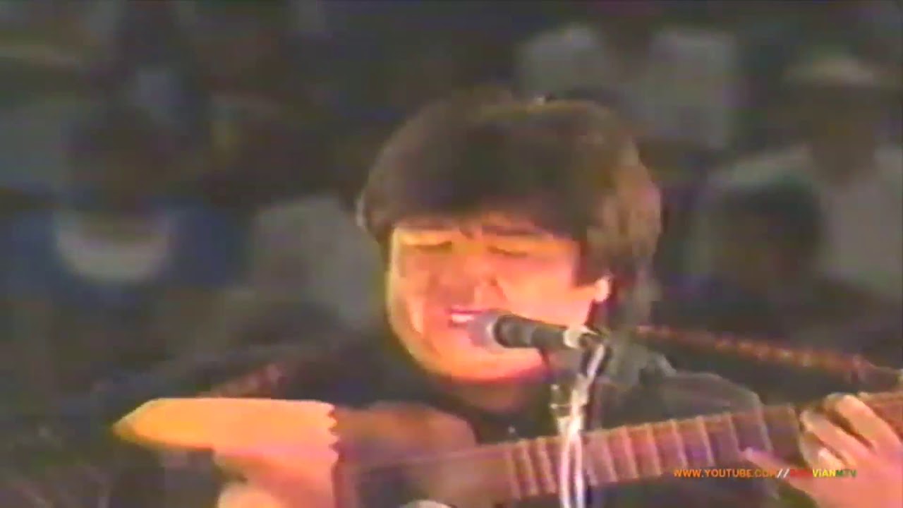 Proyeccion A Que Volviste Mujer en vivo 1989