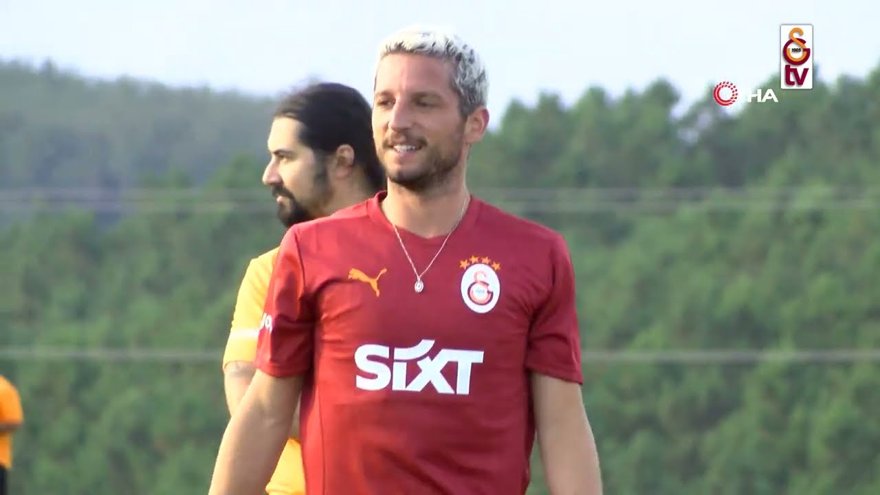 Galatasaray, Kemerburgaz'da yeni sezon hazırlıklarına başladı