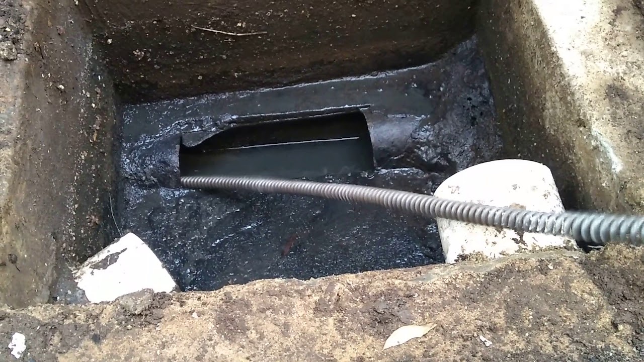 Desentupimento com máquina