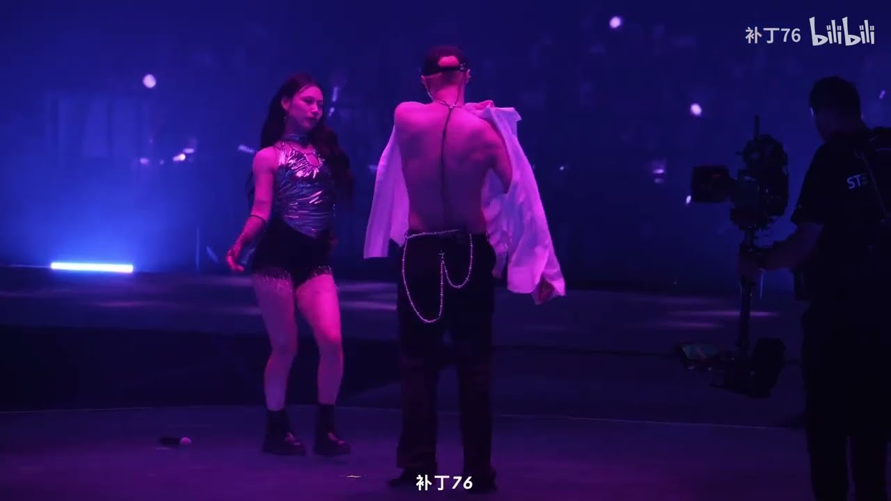 张艺兴 LAY • 大航海IV 南京｜240615 催眠术 Lay U Down