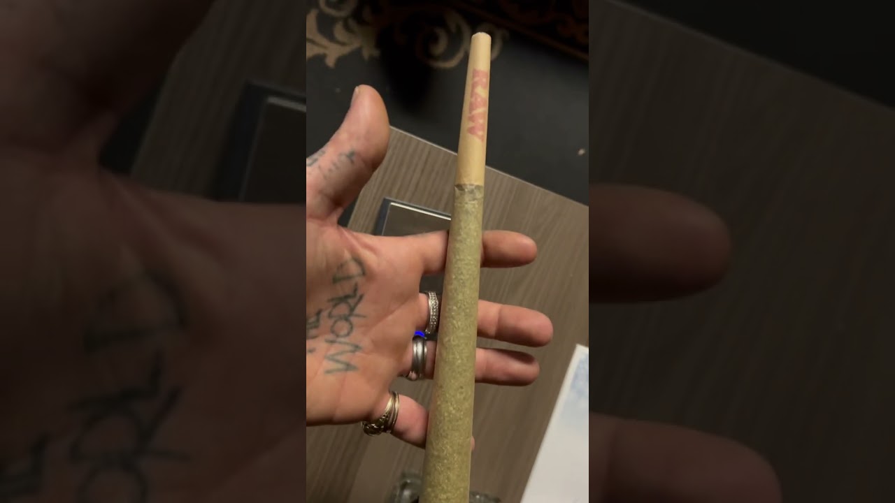 14 gram joint #cannabiseducation #michigancannabis #420 #chicago #Tonydreads419  #cannabiscommunity