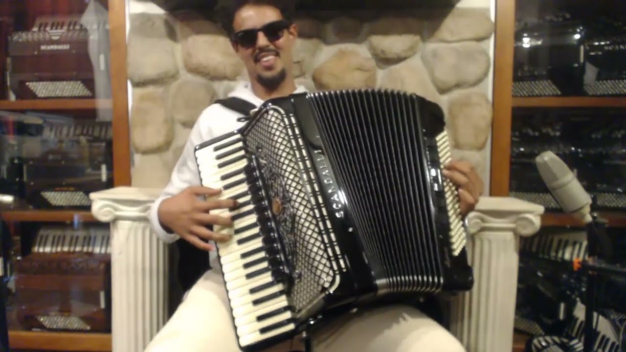 SCANSUPVIBBBK - Black Scandalli Super VI Extreme Binci Reeds Piano Accordion LMMH 41 120 $11999