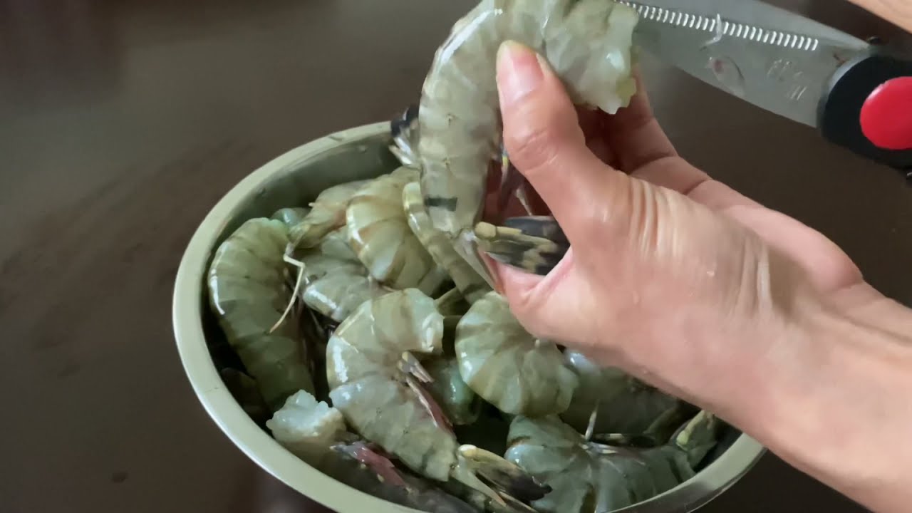 TIPS MENYIMPAN UDANG DI FREEZER, BERSIH, PRAKTIS, RAPI & TIDAK MAKAN TEMPAT