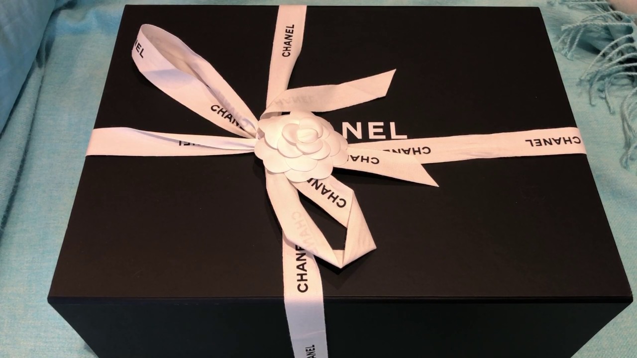 CHANEL UNBOXING - 20S CHANEL 19 BAG SMALL GOATSKIN